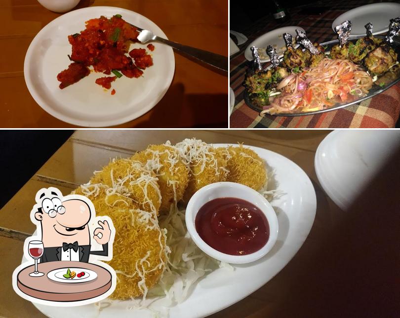 Food at Maitri katta