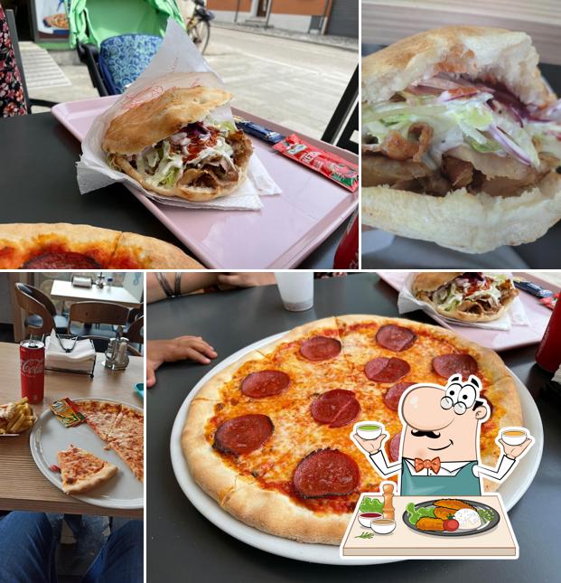 Panino con maiale stirato al ISTANBUL CITY DONER KEBAP E PIZZA