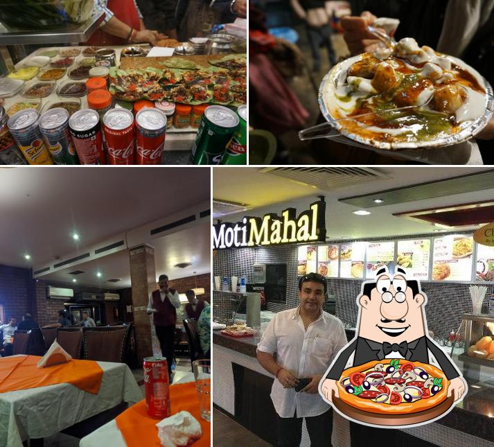 Get pizza at Moti Mahal - Greater Kailash part 1