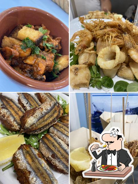 Platti al Da Peppino e Maria - Friggitoria e Cuopperia di Pesce
