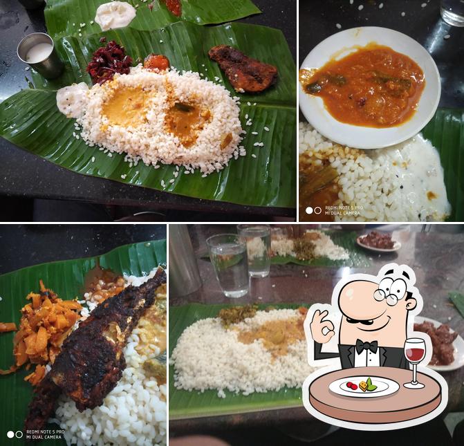 Food at Malayattoor Hotel/ മലയാറ്റൂർ ഹോട്ടൽ
