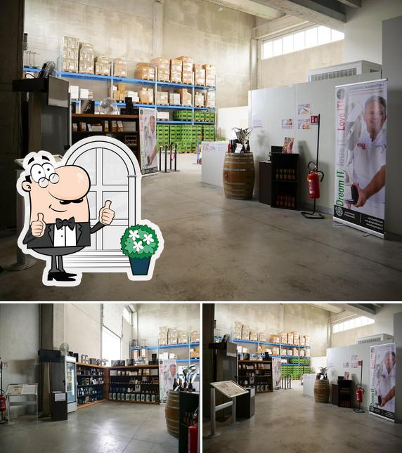 Gli esterni di Love It Food Lab