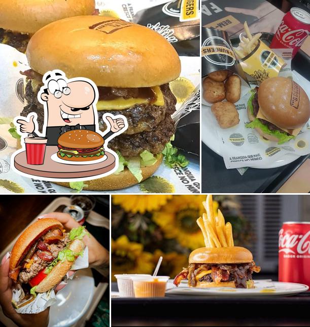The BBurgers KM 18 Osasco serve uma variedade de opções para os amantes dos hambúrgueres