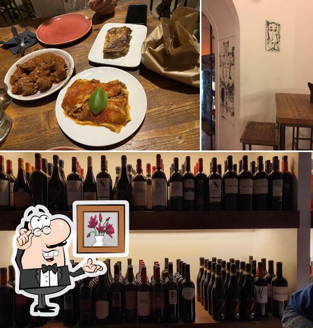 Siediti a un tavolo di Mamma Elvira Enoteca