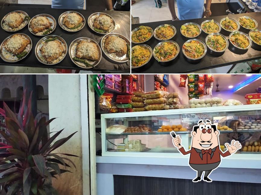 Meals at Yewale Snacks