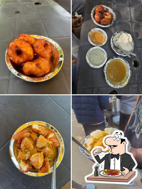Food at ANNAPURNA Idli and Menduvada