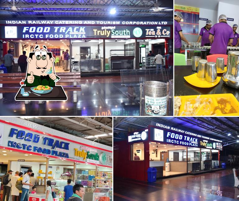 Food at IRCTC FOOD PLAZA