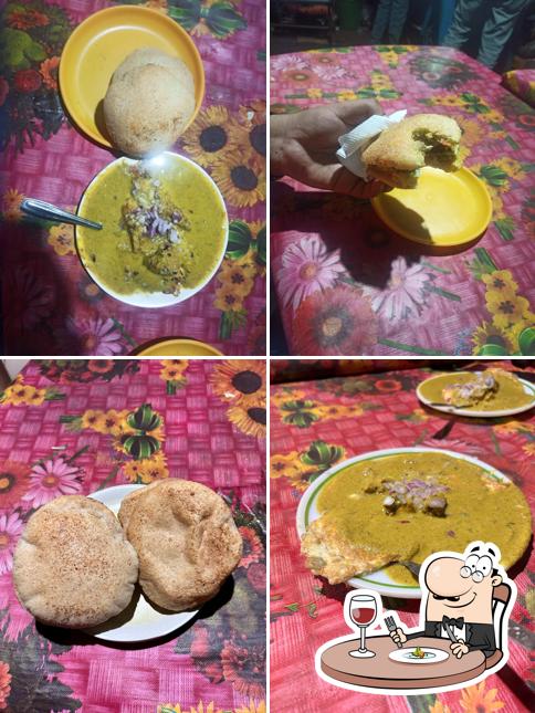 Food at Naresh Ross omelette