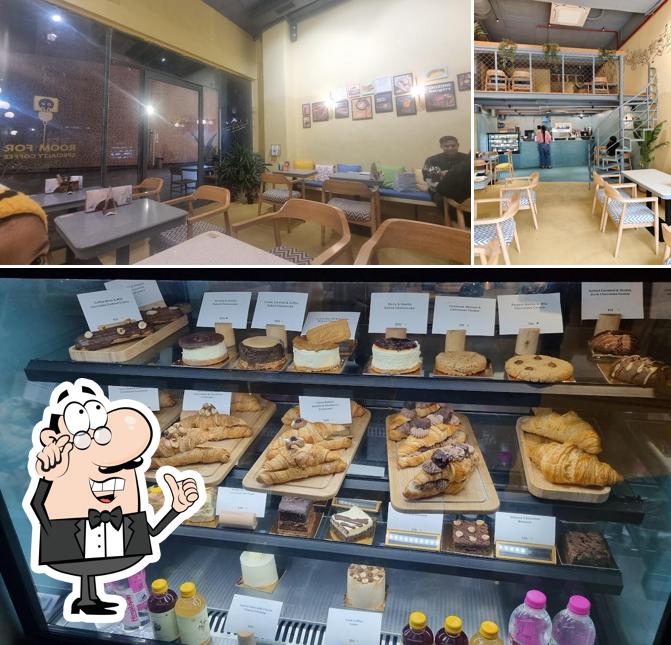 The interior of Ninewatt Coffee