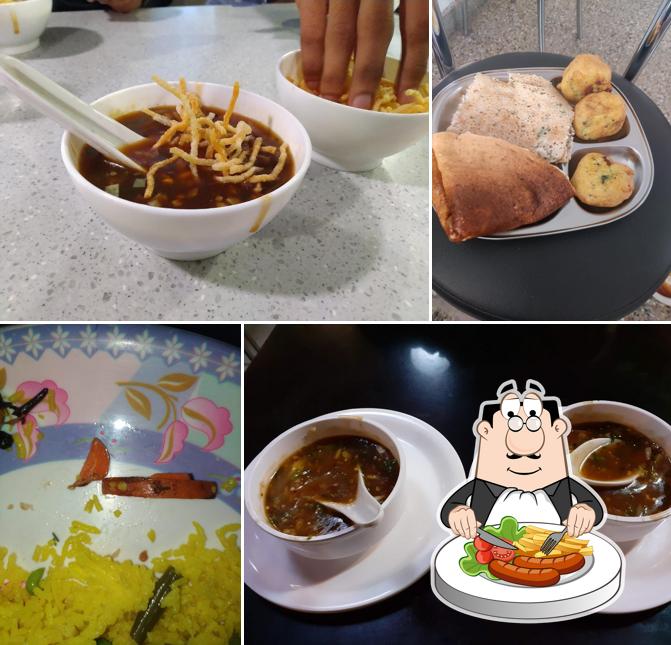 Meals at Navratna Pure Veg