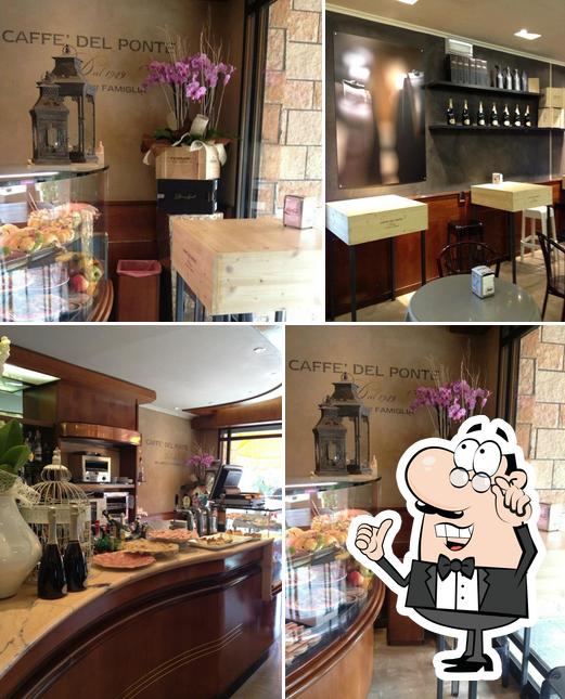 Gli interni di Caffè del ponte