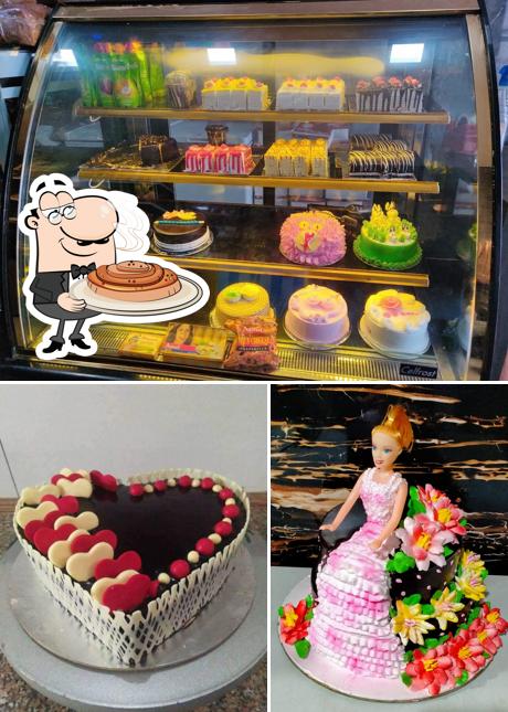 ROYAL BAKES