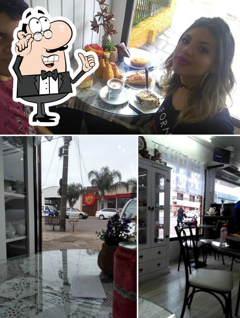Veja imagens do interior do Padaria e Café Cristal