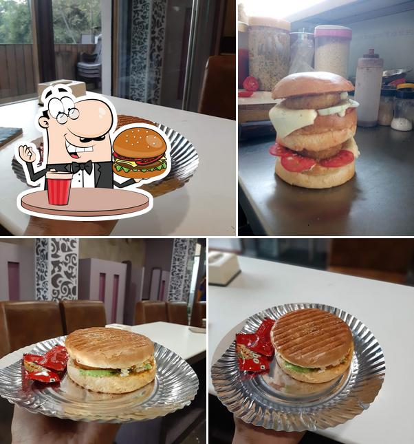 Order a burger at Food Inn's Sandwich & Coffee bar