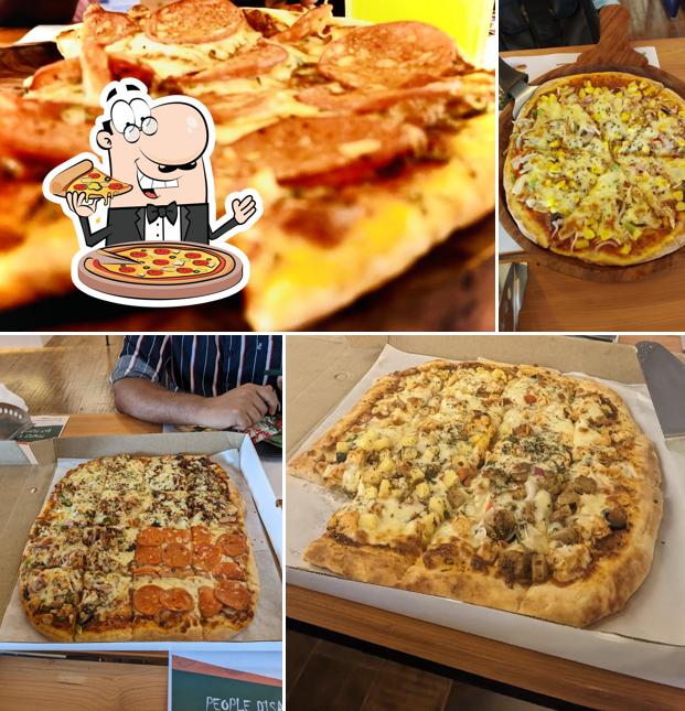 Pick pizza at La Pizzeria 76