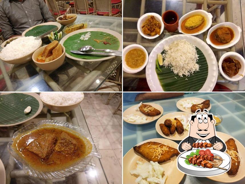 Food at Bhojohori Manna