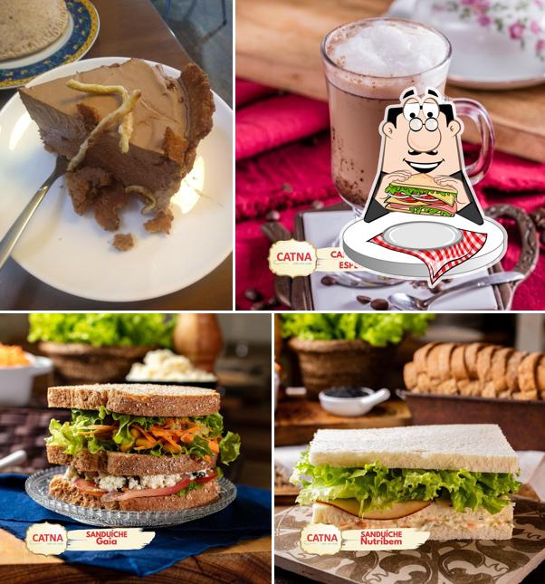 Clube sanduíches em Catna Café