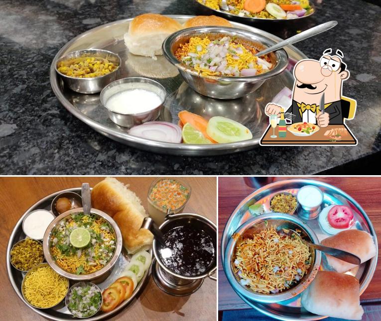Meals at Jogeshwari Misal Pimpri - Best Misal in Pune