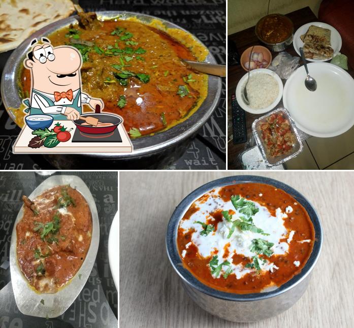 Chicken curry at Khan Dhaba