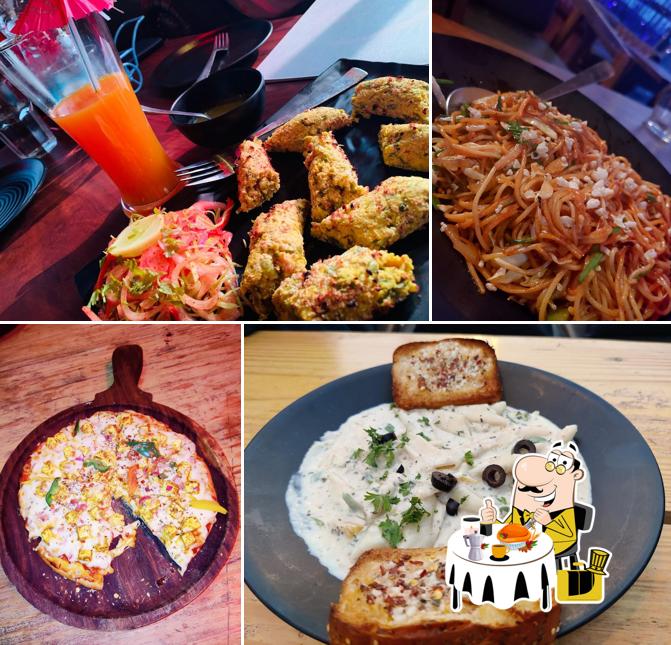 The Roofyard Cafe and Lounge