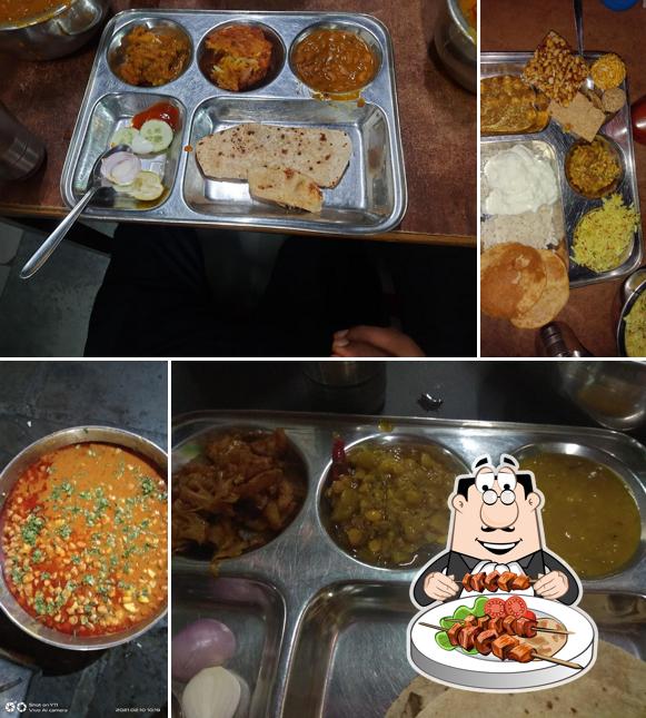 Food at UNCLE MESS