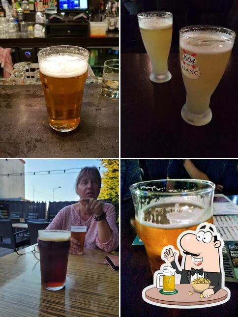 THE ALBION PUBLIC HOUSE - English pub