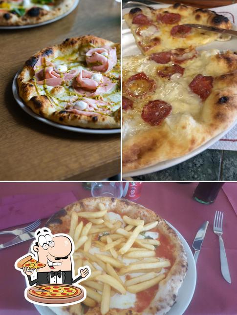 A Del Monaco Pizzeria Bar, puoi assaggiare una bella pizza