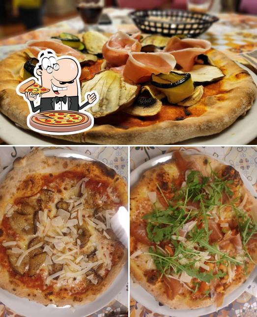 Prenditi una pizza a Pizzeria Ufunnacu