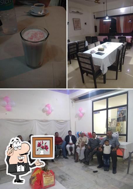 The image of Parivaar Hotel and Family Restaurant’s interior and beverage