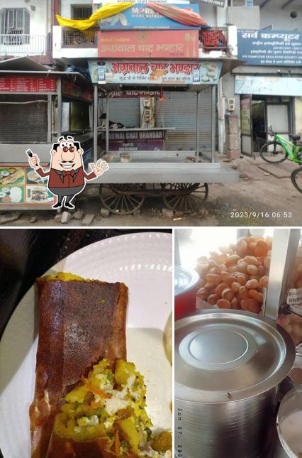 This is the photo displaying food and exterior at Agarwal Chat Bhandaar