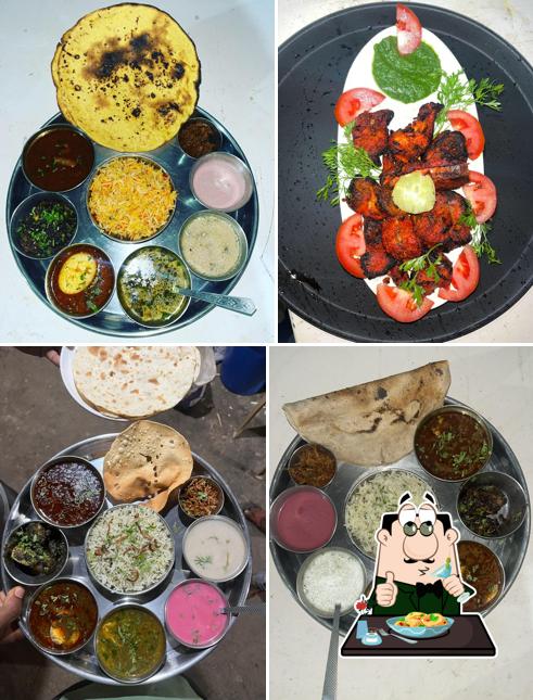 Food at Hotel Jadhav wada Pandharpur