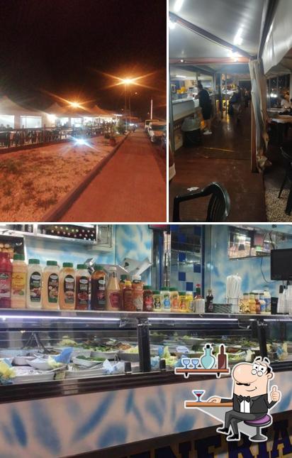 Guarda la foto che raffigura la interni e esterno di Panineria Da Zio Elio