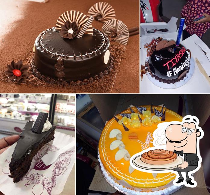 Look at the picture of Mio Amore The Cake Shop