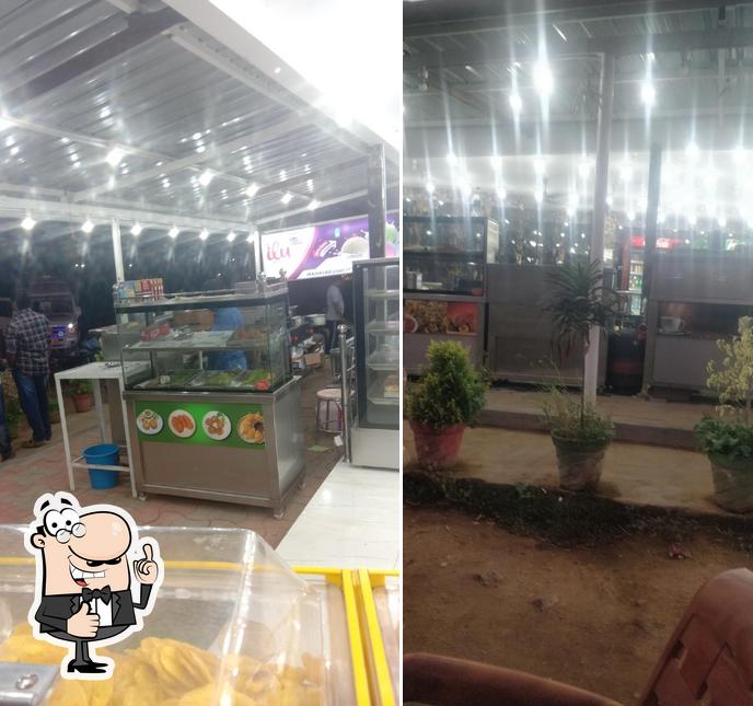See the pic of Sree Mahalakshmi Iyyangar Bakery