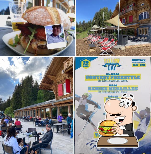 Ordina un hamburger a Chums Cafe Bretaye