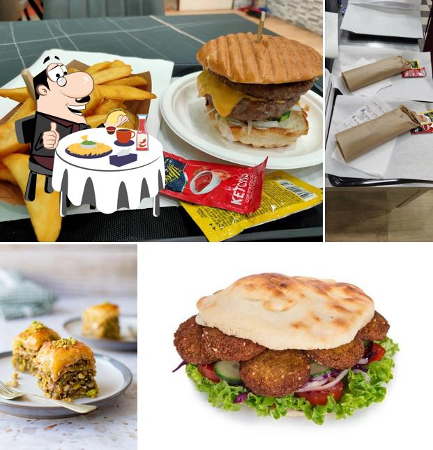 Piatto di formaggi al MEZE TURKISH KEBAB