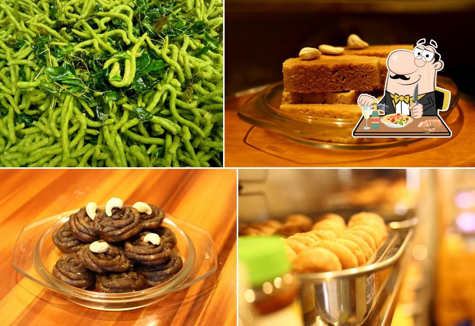 Food at Ramana Iyer Sweets & Snacks