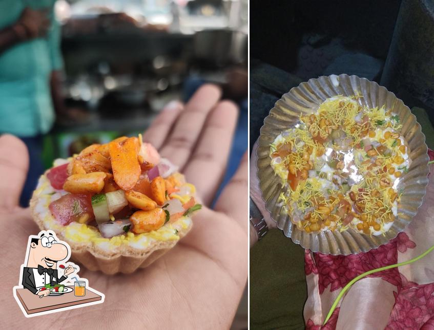 Food at Hotte Paadu Chats