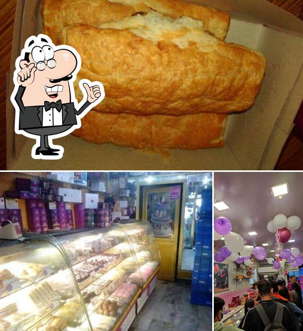 Among different things one can find interior and food at Mio Amore - The Cake Shop (Jadavpur)