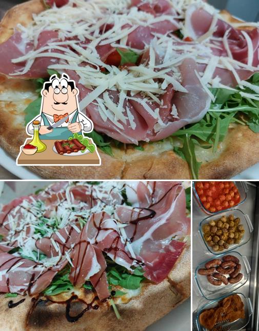 Scegli i piatti di carne a Pizzeria Seventy di Palombo Riccardo