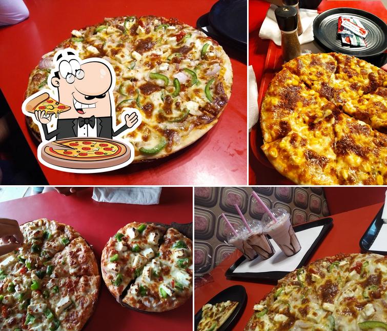 Pick pizza at Master burger