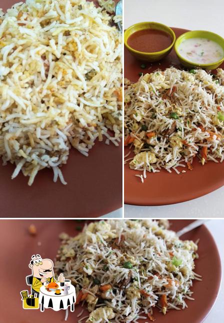 Food at Vamsi Krishna Restaurant gunupur