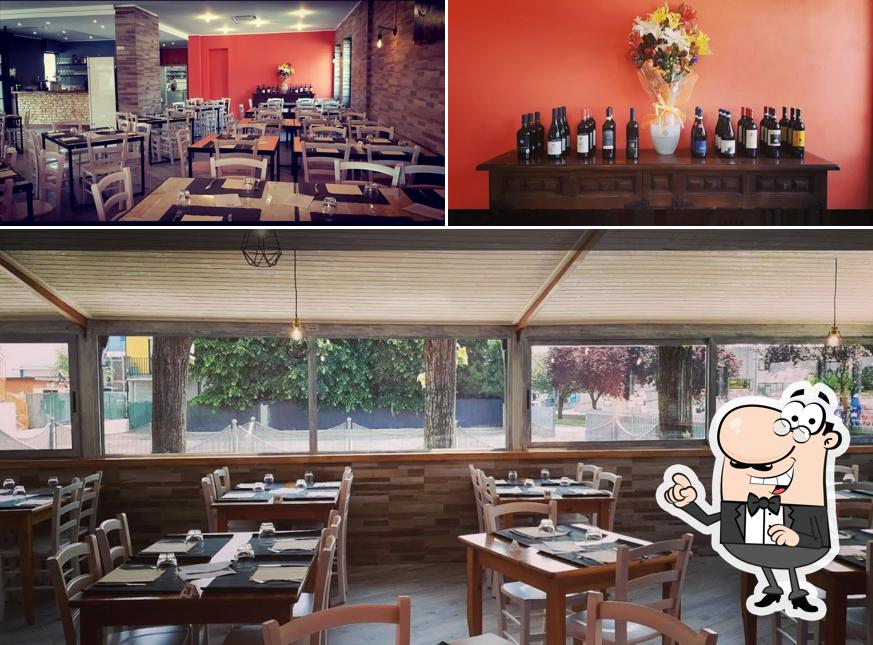 Dai un'occhiata agli interni di Ristorante Pizzeria Caffetteria Le Mura