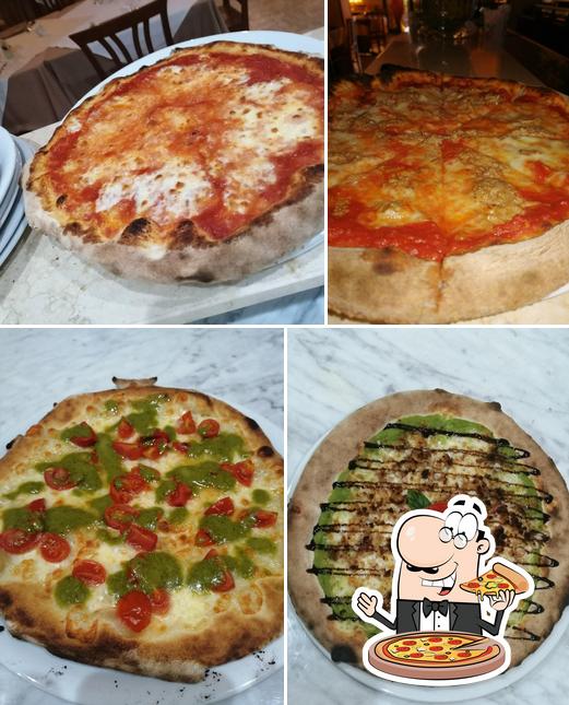 Scegli una pizza a TRAIN STATION ristorante pizzeria