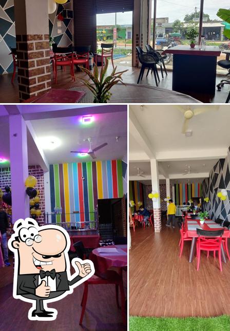 Desi swad Restaurant & Food Lounge