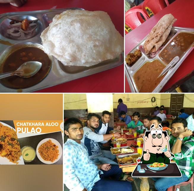 Food at Pardeshi Chole Bhature and Restaurant (Old Shop)