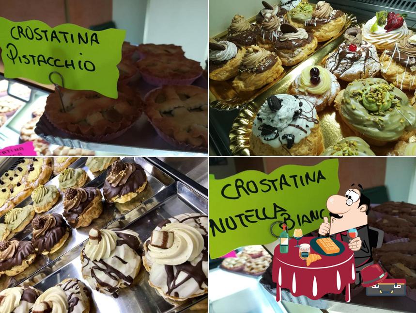 Il Platano serve un'ampia varietà di dessert