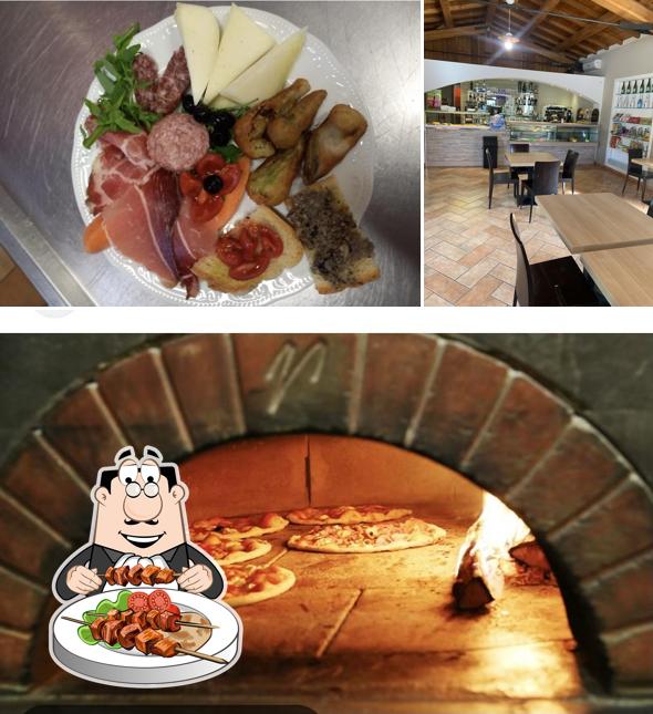 Guarda la foto che mostra la cibo e interni di Bar pizzeria del nera