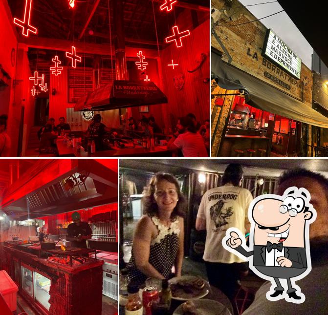 O interior do La Borratxeria Parrilla