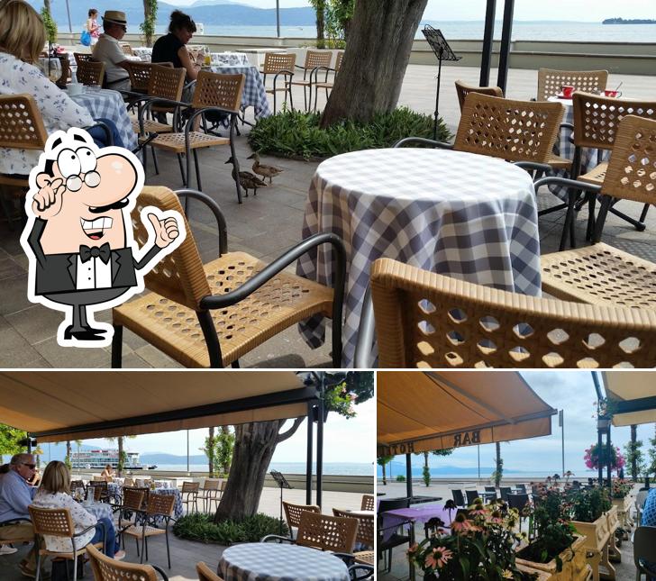 Siediti a un tavolo di Bar Riviera